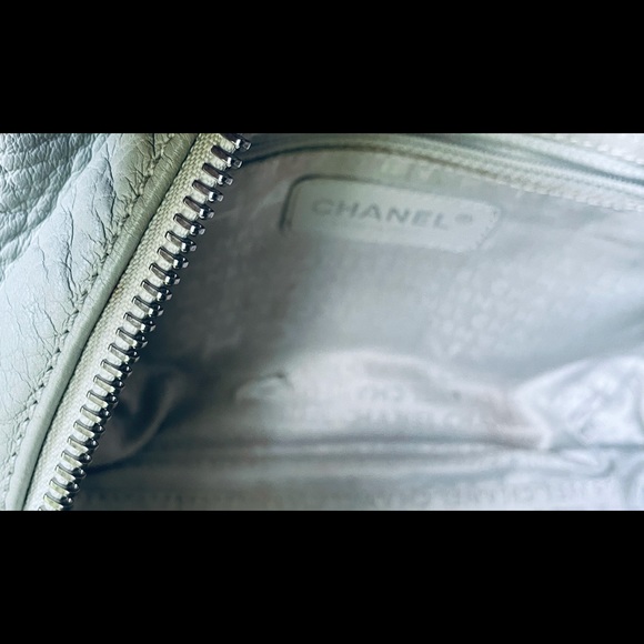 💯AUTHENTIC CHANEL mini leather bag - Picture 11 of 13